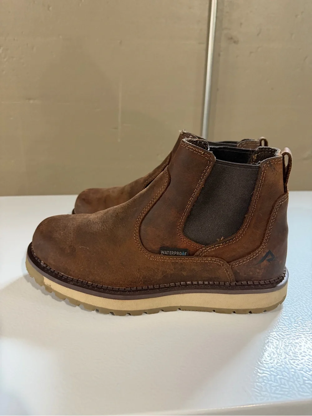 Ridgecut Men's Chelsea Work Boots size 8.5 waterproof